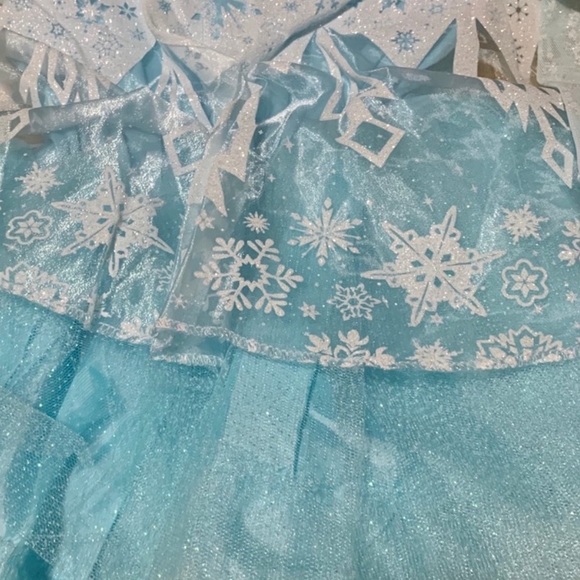 Disney Frozen Princess Elsa Toddler Girls Costume - Picture 4 of 8